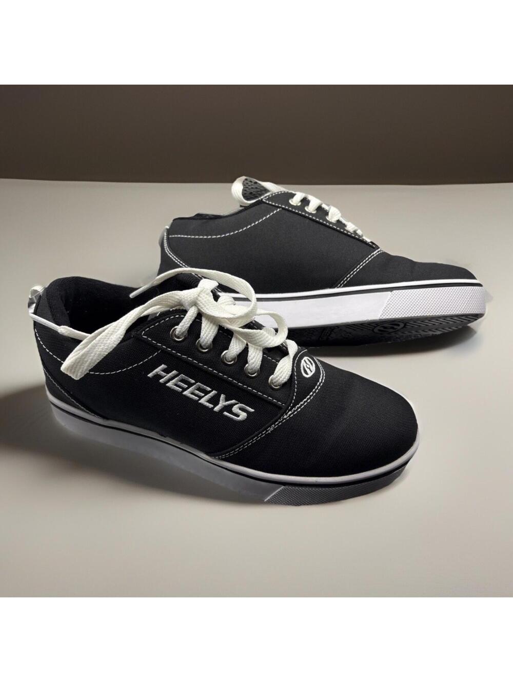 Heelys Pro 20 Youth 5 Roller Skate Shoes Wheels Included